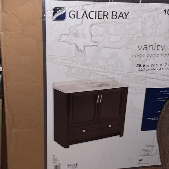 Vanity combo 🥰🥳 - Picture 1 of 2